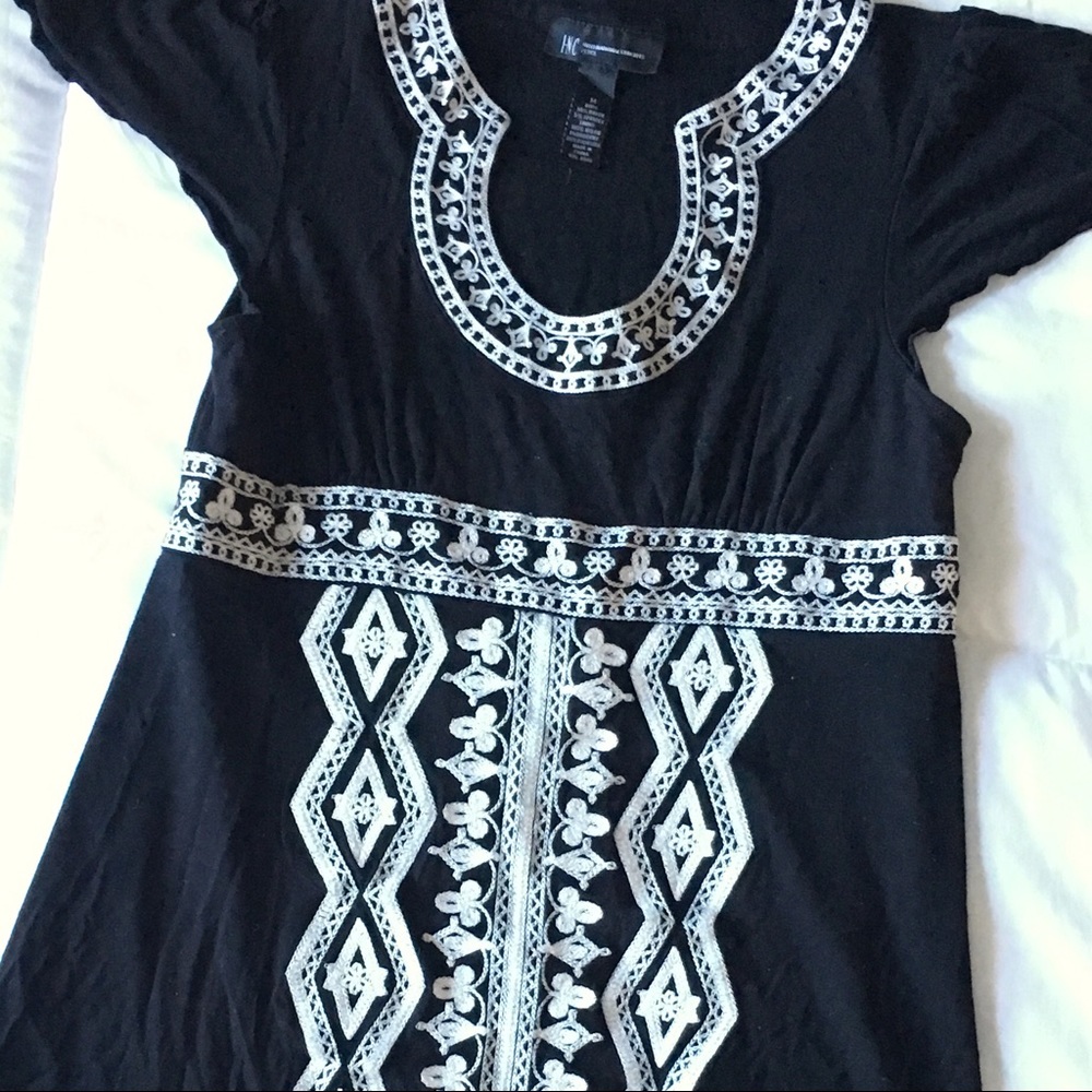 ⚫️‼️BLACK FRI SALE INC Embroidered Tunic